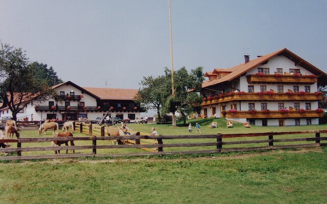 Aussenansicht Gasthof Beim Simmerl